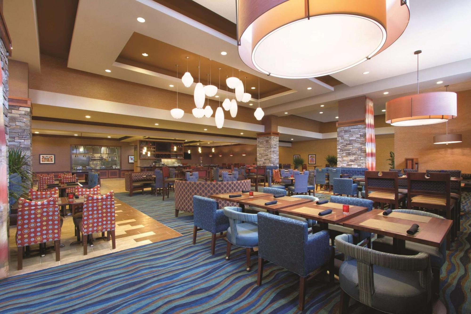 Hilton Garden Inn Oklahoma City/Bricktown Exteriör bild